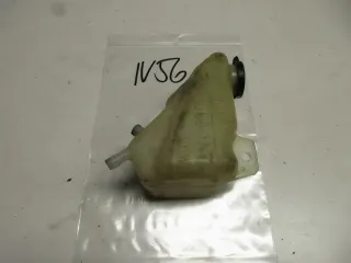 N56 Yamaha RD 250 LC 4L1 Motor Kühlwasserbehälter Ausgleichsbehälter Kühler - Bild 4
