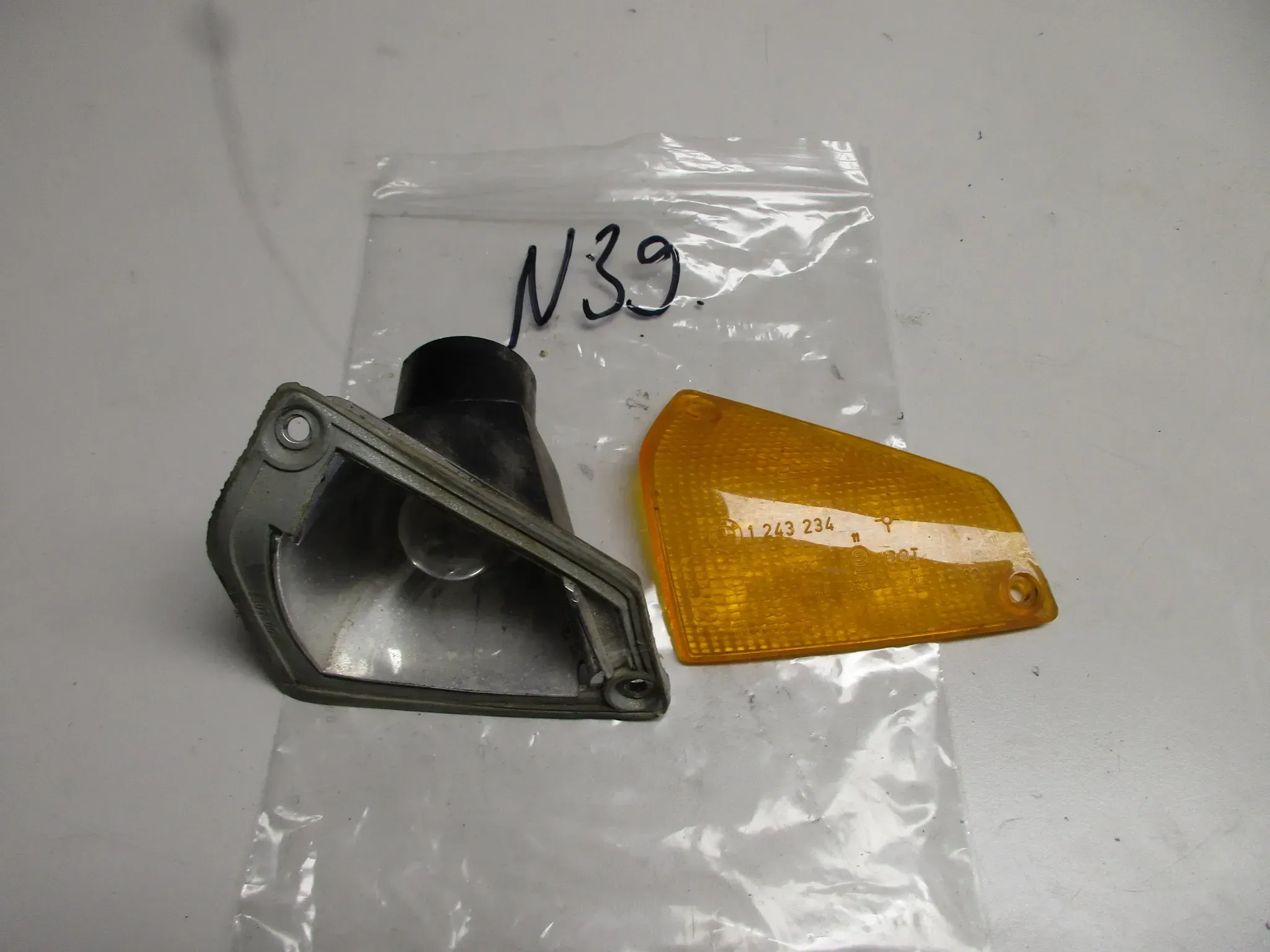 N39 BMW R 100 R 80 Blinker links Blinkergehäuse 1243236 vorne turn signal - Bild 1