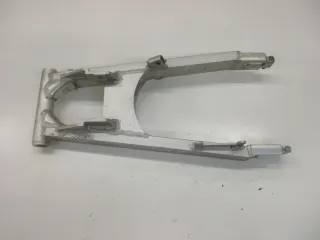 O. Suzuki GSX 1100 F GV 72 C Schwinge (8) Hinterrad Aufhängung Felge Rahemn - Bild 3