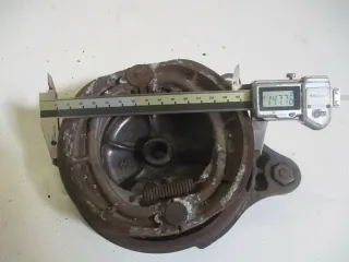 Suzuki TS 250 Bremstrommel Bremsankerplatte hinten brake drum - Bild 3