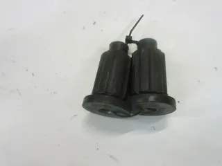 O1. Kawasaki GPZ 600 R ZX600A Abstandshalter Muffe Bolzen Rahmen Motor - Bild 1