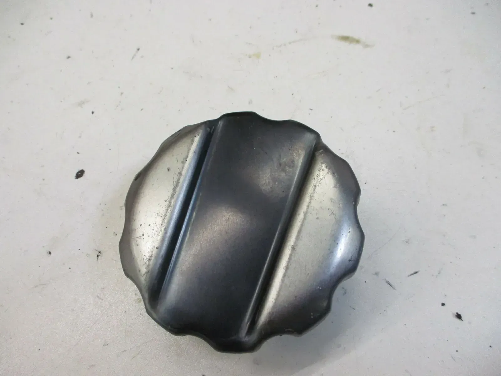 2. Honda CB 900 F_F2 Bol d`Or SC 01 Tankdeckel Tankverschlußdeckel Tank Benzinta - Bild 1