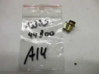 A14. Suzuki DR 800 S Big Vergaserdüse Schwimmerdüse Vergaser 13370-44B00 - Bild 1