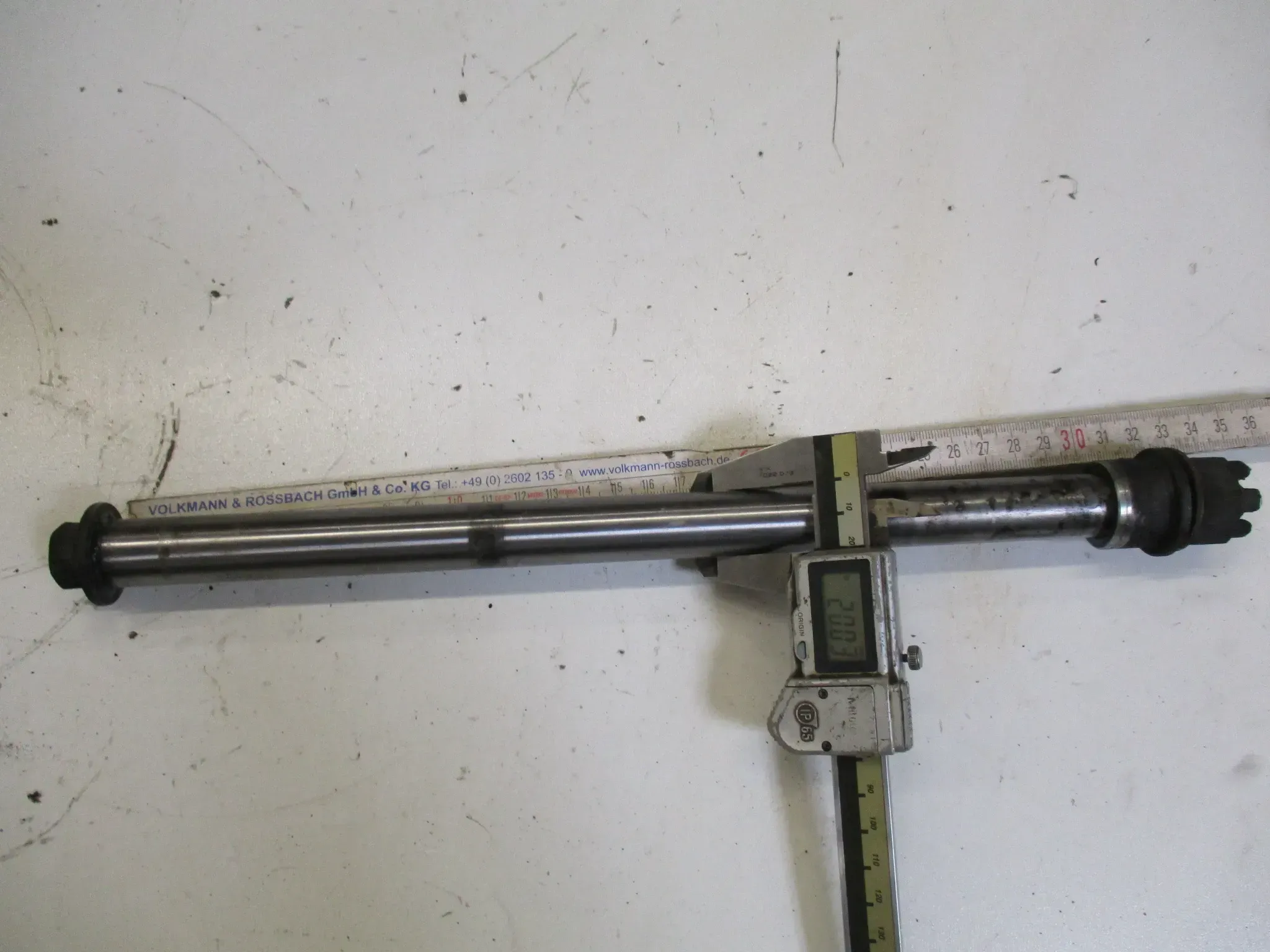 4. Kawasaki VN-15SE 1500 VNT50A Vulcan 88 Steckachse hinten 340x20 mm Achse axle rear - Bild 1