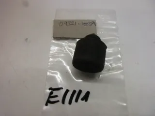 E1111. Suzuki GSX-R 1000 Gummidämpfer Vibrationsgummi 09321-10039 Dämpfer Rahmen - Bild 1