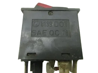 Q1386 VW Polo C Schalter 61953235A Warnblinkleuchte Elektronik - Bild 4