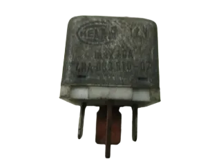 Q1378 VW AUDI Porsche 171937503A Steuerrelais 12V Schalter 40A Elektronik - Bild 2