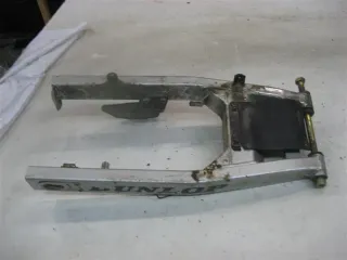 1. CAGIVA 600 W16 2G SCHWINGE HINTERRADAUFHÄNGUNG FELGE HINTEN SWING ARM - Bild 3