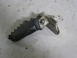 1. CAGIVA 600 W16 2G FUßRASTE VORNE LINKS MIT FUßRASTENHALTER - Bild 2