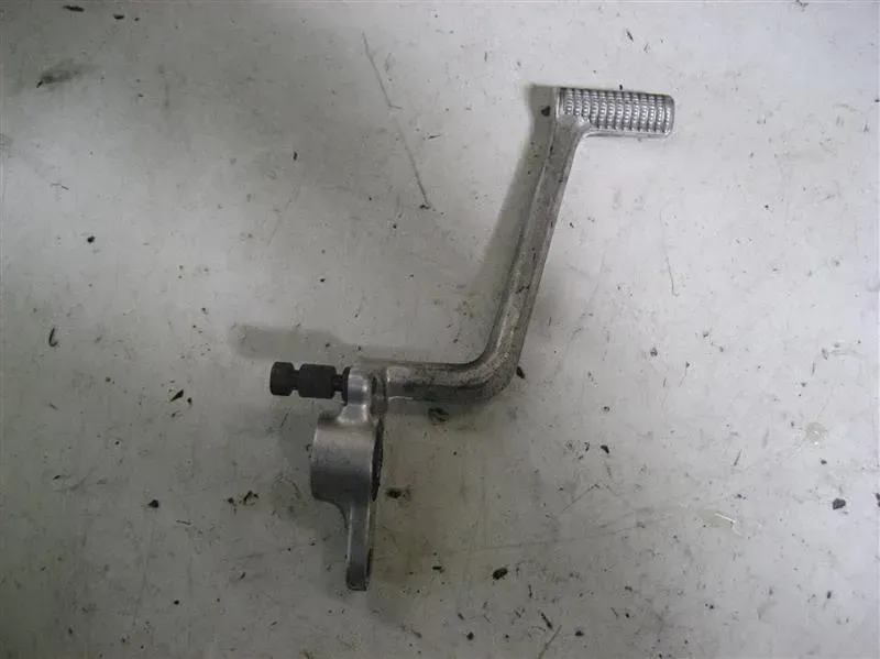 1. SUZUKI GSX 1300 R HAYABUSA GSX-R BREMSPEDAL BREMSHEBEL UNTEN BRAKE PEDAL - Bild 1