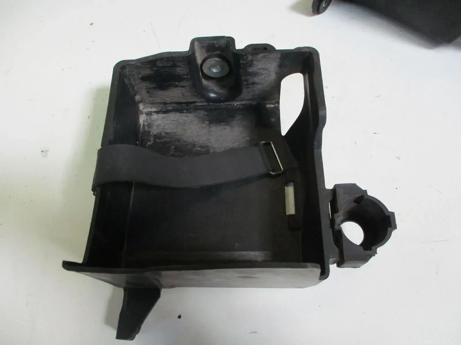 Yamaha XJ 750 SECA Typ 11M Verkleidung Batterie Batteriefach Batteriekasten - Bild 1