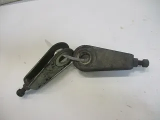 3. Suzuki GS 550 E Kettenspanner Antriebskettenspanner rechts links - Bild 2
