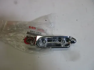 E574. Suzuki GSF 600 Bandit Fußraste vorne rechts 43610-23E00 Fussraste Fahrer - Bild 3