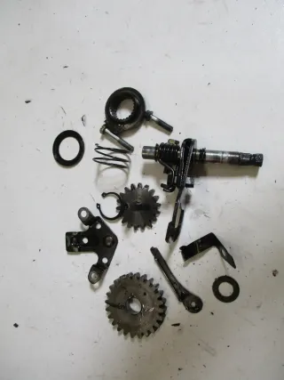Honda XL 250 S SL Bj.80 Kickstartergetriebe Kickstarterwelle Kickstarter Zahnrad - Bild 1