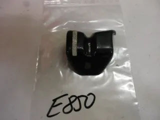 E850. Suzuki RV 50 Van Van Sitzbankhalter Halter 45285-27200 Aufnahme Sitz - Bild 2