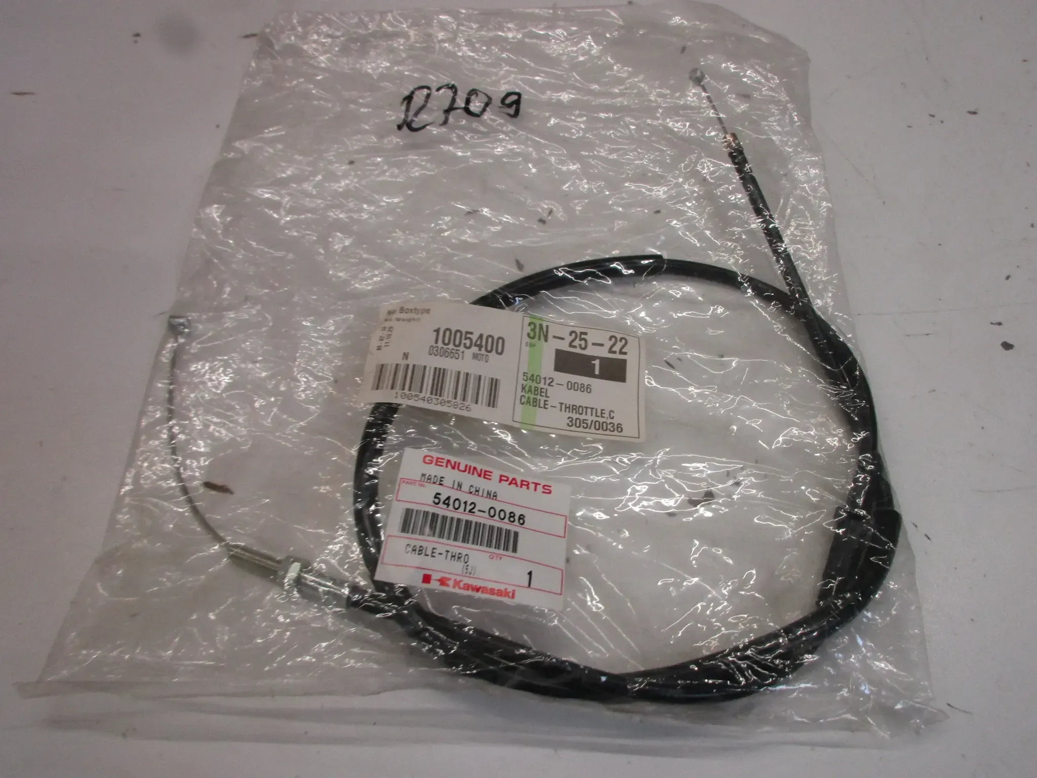 R709 Kawasaki KLE 500 A Gaszugseil schließer 54012-0086 bowdenzug Motor throttle - Bild 1