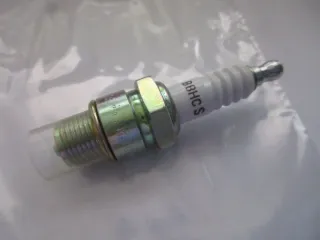R1855 NGK B8HCS BMW Kawasaki Yamaha Zündkerzen Ø 14 mm Motor - Bild 3