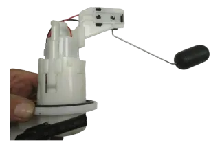 Suzuki GSX-S 125 WDLO Kraftstoffpumpe Benzinpumpe fuel pump Original - Bild 4