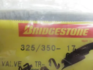 B814 Bridgestone Schlauch 3.25_3.50-17 Zoll Reifen - Bild 2