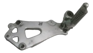 Suzuki GSX-R 750 GR 75 A Knicker Fußrastenhalter hinten rechts Fußraste - Bild 5