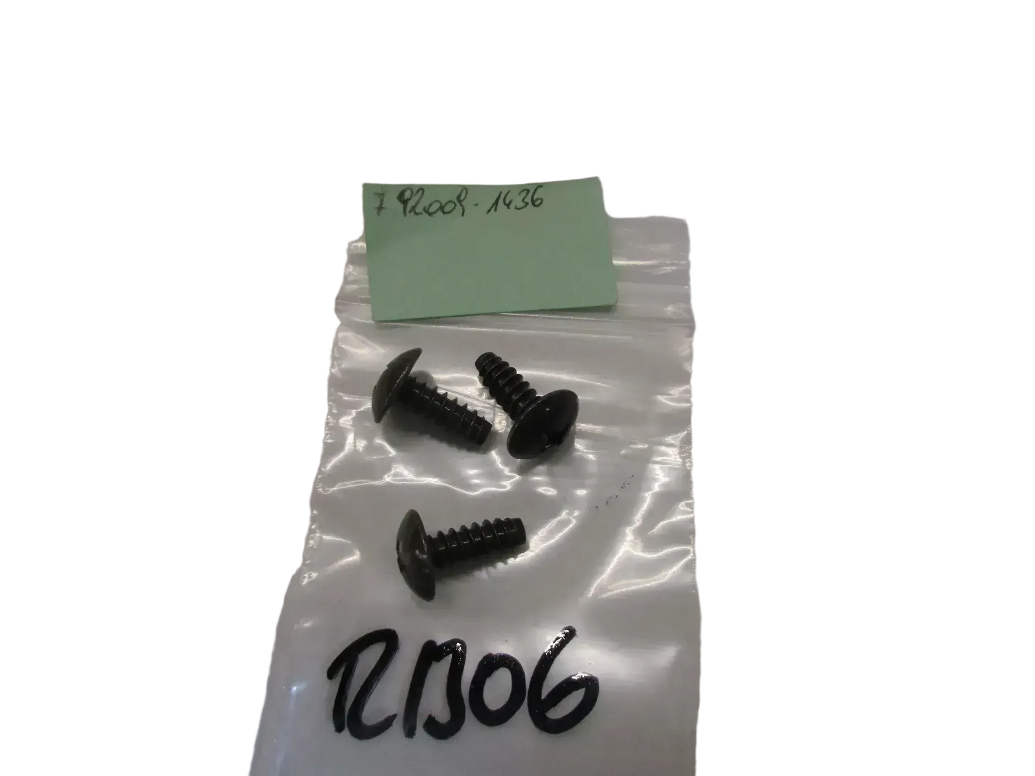 R1306 Kawasaki VN 1500 A_B Schrauben Rahmen 92009-1436 Wasserkühler 6x16 mm Schutzgitter - Bild 1