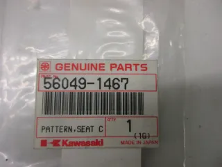 A1724 Kawasaki GPZ 500 S Aufkleber Verkleidung Emblem 56049-1467 Dekor Original - Bild 4