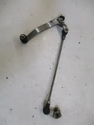 1. Suzuki GSF 600 Bandit GN 77 B Schalthebel Ganghebel unten shift level - Bild 2