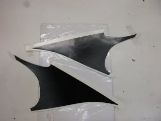 E1664. Suzuki GSX-R 600 Aufkleber Dekor 68270-34E30-K3Y Verkleidung oben Emblem - Bild 2