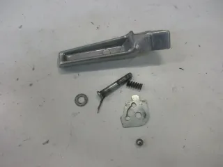 O. Honda CBR 600 F PC 25 Fußraste hinten links mit Bolzen Fussraste Soziusraste - Bild 2