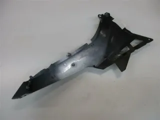 367. Suzuki GSX 600 F Verkleidung hinten links Seitenverkleidung Sitzbank Cover - Bild 3