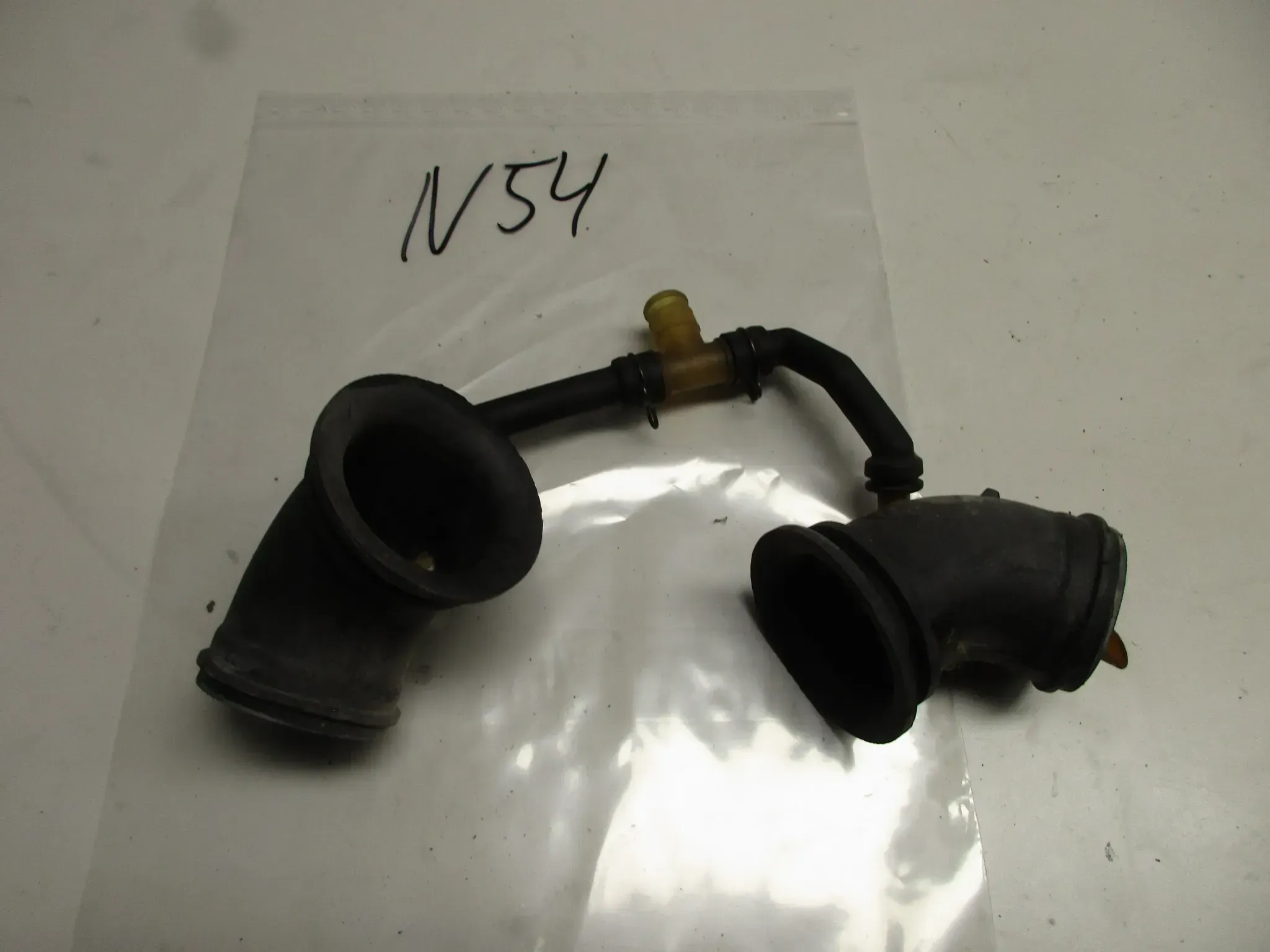 N54 BMW R 100 R 80 Ansaugstutzen Luftstutzen Vergaser Luftfilterkasten - Bild 1