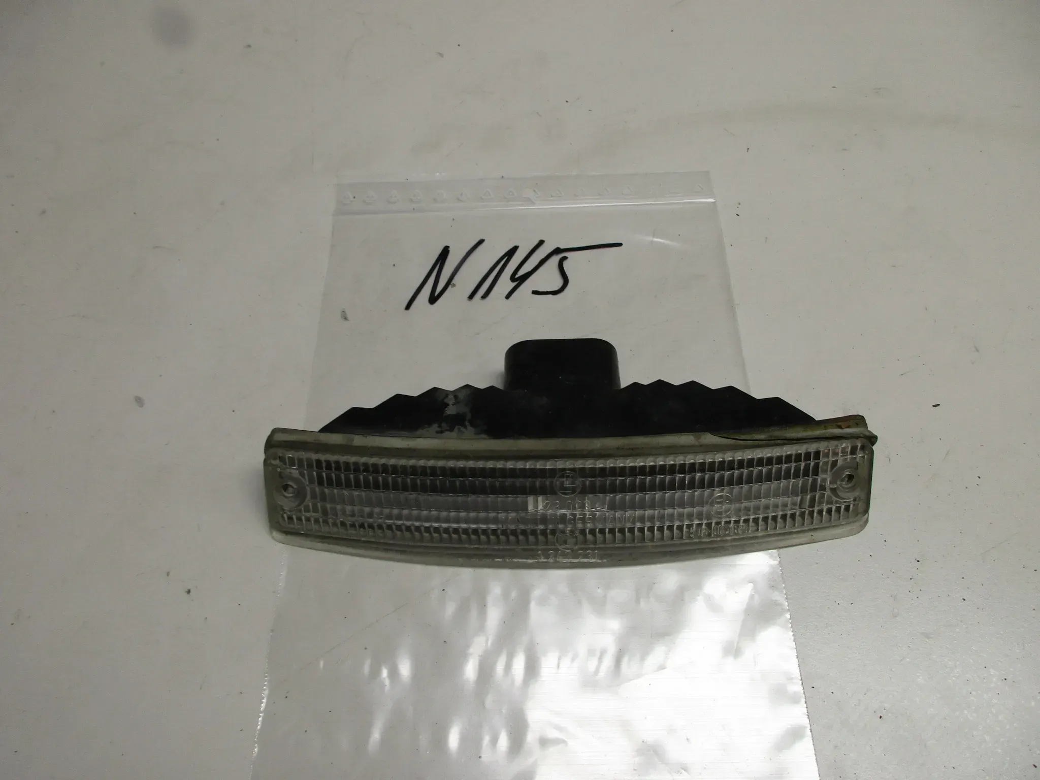 N145 BMW R 80 RT R100 Parklicht 50R-0021684 Beleuchtung Standlicht - Bild 1