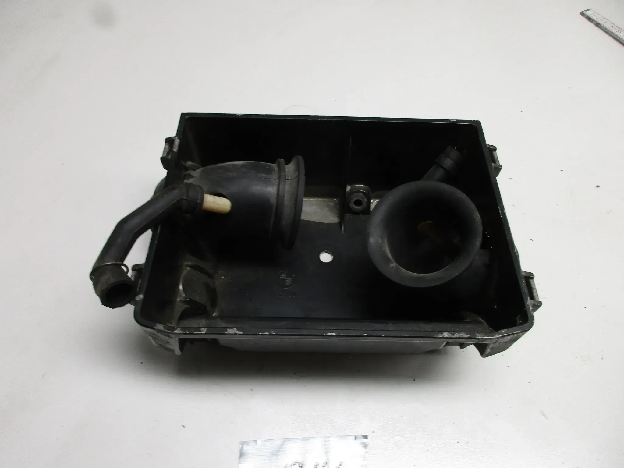 N214 BMW R45_65_75_80 Abdeckung Luftfilterkasten 1337495 Airbox Deckel Oberteil - Bild 1