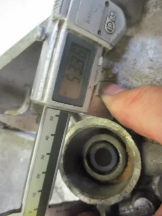 Motordeckel für Fliehkraftölfilter B1854 Dnepr MT K 650 MW Deckel cover Motor - Bild 7