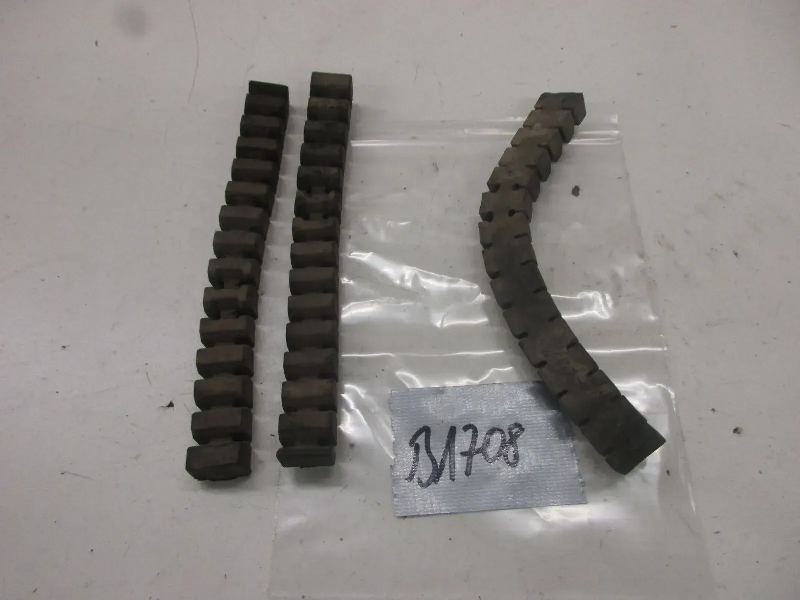 Dämpfungsgummi Zylinder B1708 MZ TS 250 Dämpfer Dämpfungskamm Motor Vibration - Bild 1