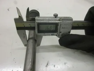 1. Suzuki GT 250 Ram Air Steckachse hinten 17 mm Achse Hinterrad Felge axle - Bild 3