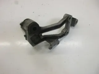 1. Kawasaki GPX 750 R ZX 750 F Fußrastenhalter mit Fußraste hinten rechts Sozius - Bild 4