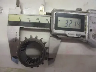 Zahnrad Ritzel 1. Honda CBR 600 RR PC 37 Kettenrad für Steuerkette Zylinderkopf - Bild 2