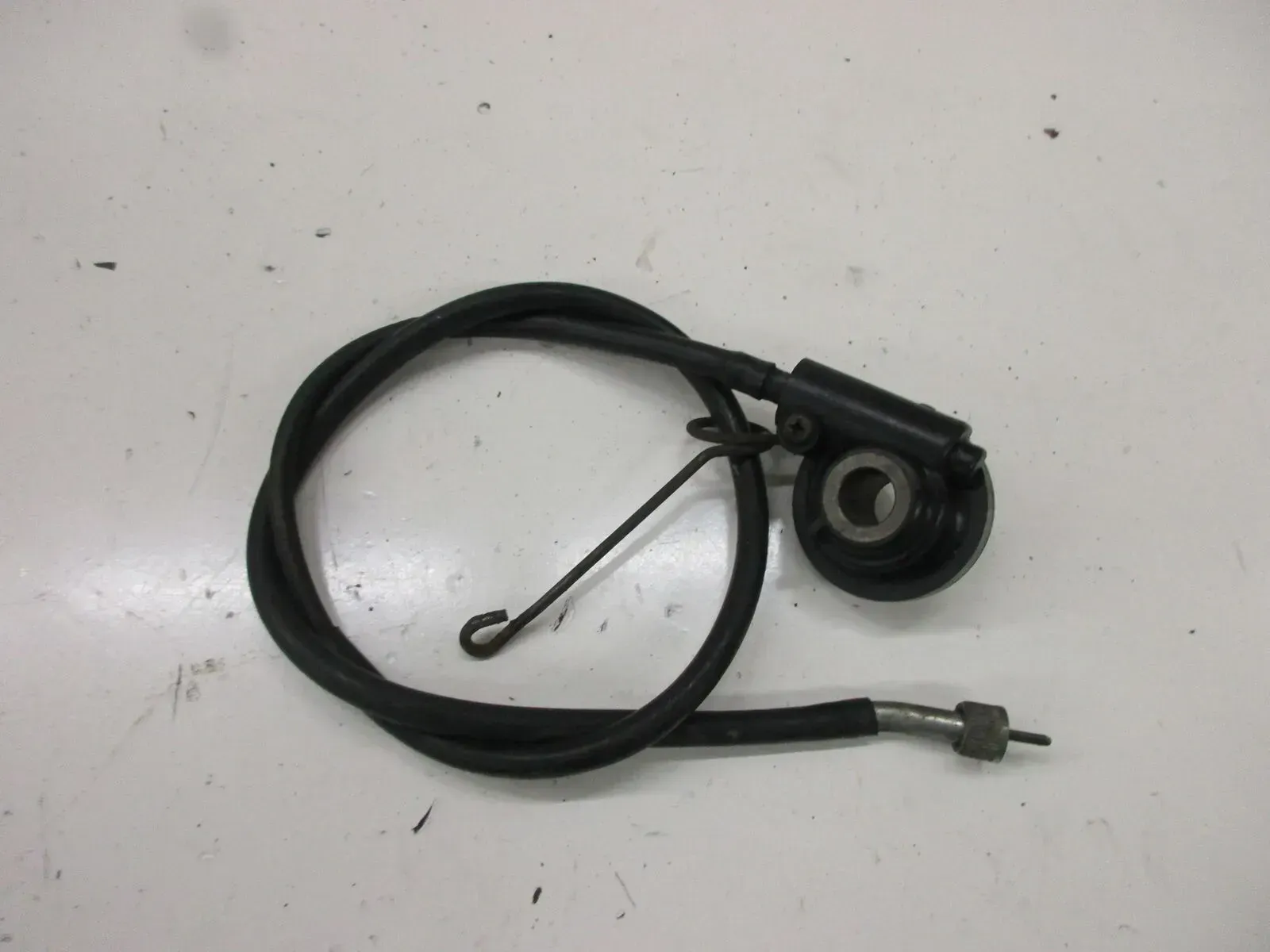 7. Suzuki GS 500 E GM 51 B Tachoantrieb mit Tachowelle Tachoschnecke speedo - Bild 1