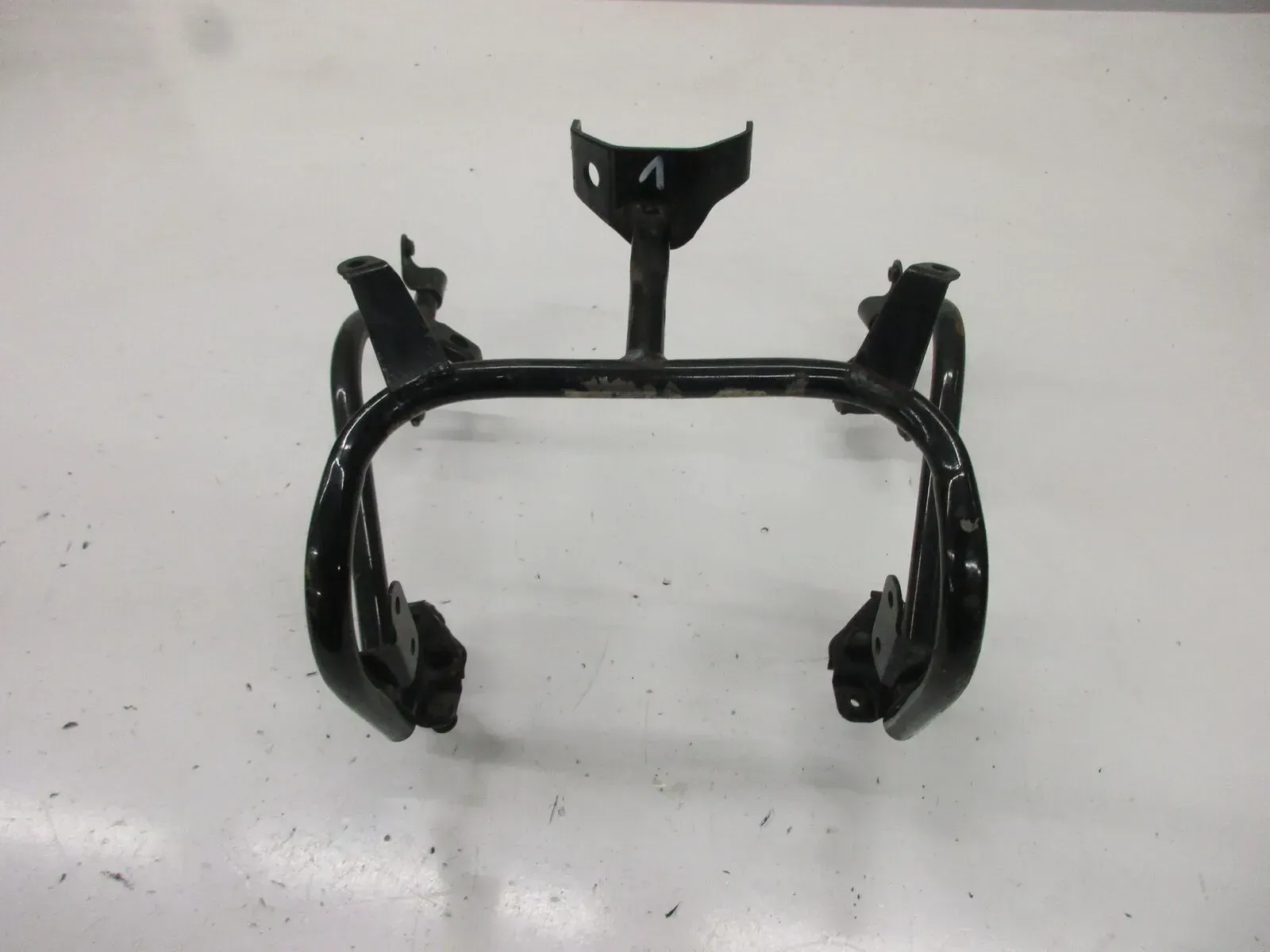 1. Suzuki GSX 550 ES_EF GN 71 D Geweih (1) Verkleidungshalter Scheinwerfer Rahme - Bild 1
