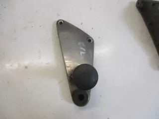 1. Kawasaki EN 500 EN500A Fußraste hinten links Fußrastenhalter Fußrastenbrücke - Bild 2
