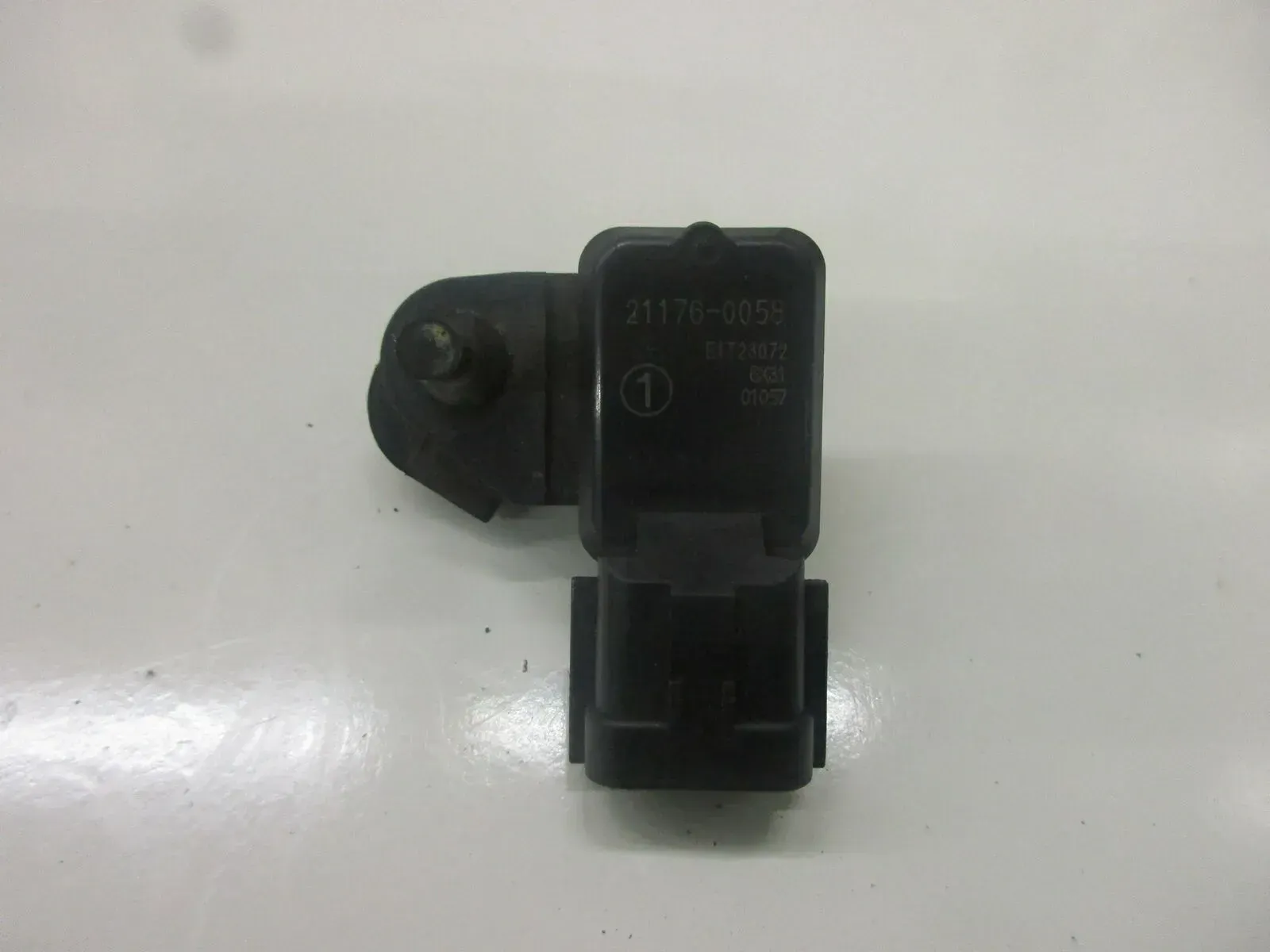 Kawasaki ER-6 N ABS ER650A Drucksensor Luftsensor Luftfilter Fühler 21176-0058 - Bild 1