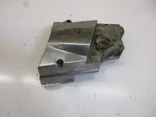 Kawasaki ZR 1100 Zepyhr ZRT 10 A Ritzelabdeckung Motordeckel links Kettenschutz - Bild 3