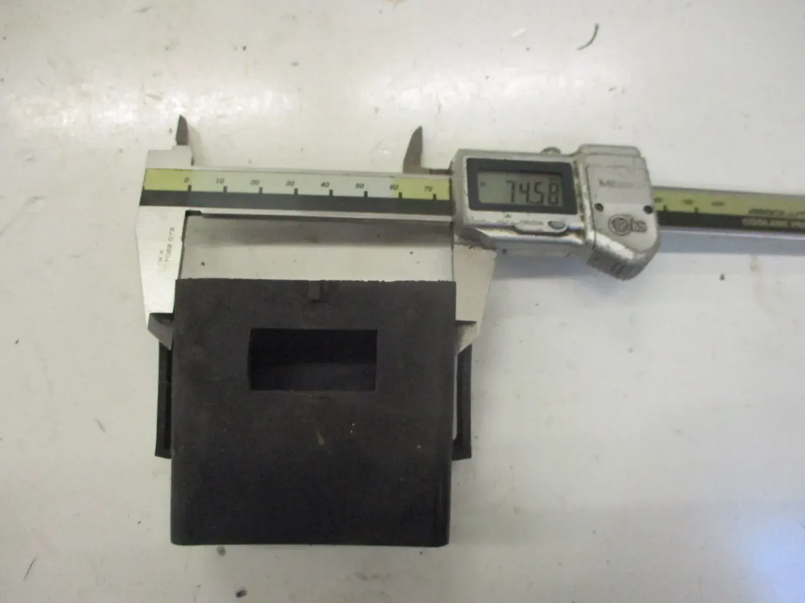 1. Kawasaki EN 500 EN500A CDI Halter Gummi Gummihalter Zündboxhalter Verkleidung - Bild 1