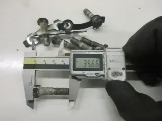 1. Suzuki GT 250 Ram Air Bremsscheibenschrauben M8x35 mm mit Sicherungsbleche Sc - Bild 3