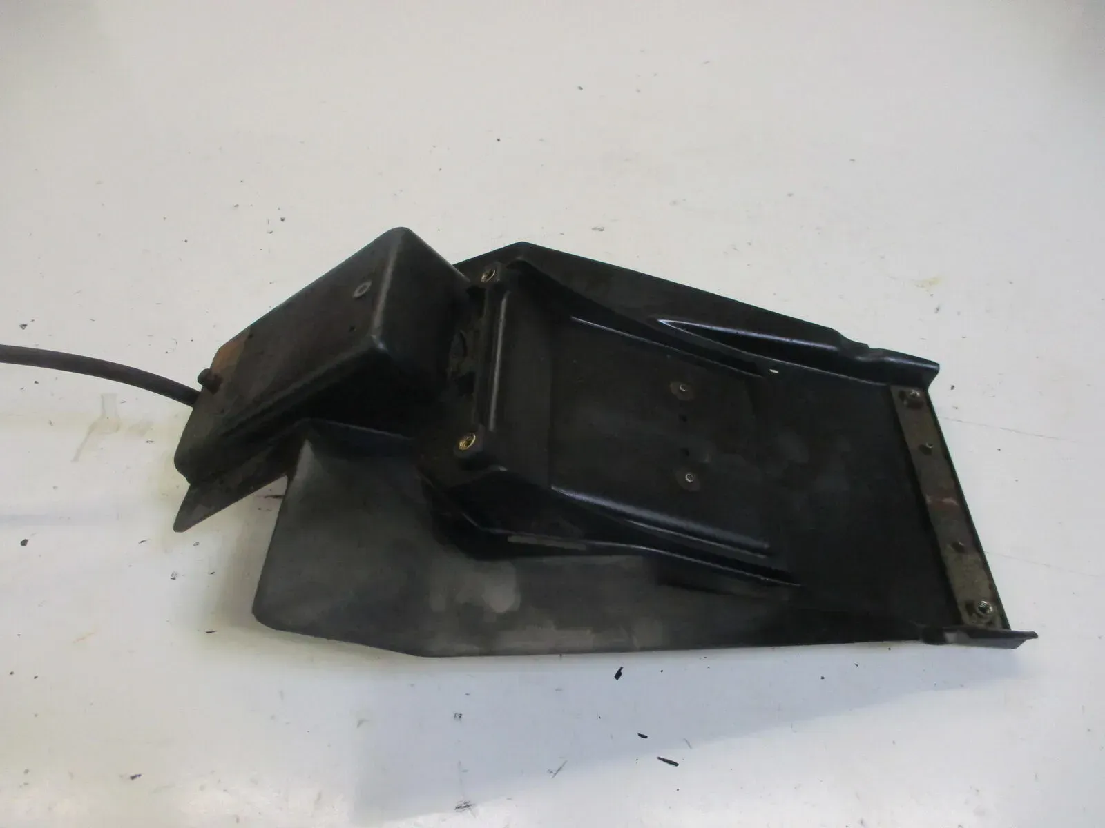 1. Kawasaki EN 500 EN500A Verkleidung Spritzschutz Fender hinten unten Blende - Bild 1