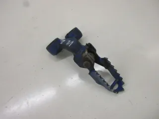 1. Suzuki DR 600 R SN 41 A Fußraste 2 vorne links Fußrastenhalter Fußrastenbrück - Bild 4
