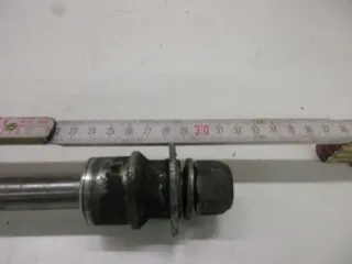 1. Suzuki GS 550 M Katana Steckachse hinten Achse Hinterrad 17 mm Felge axle - Bild 2
