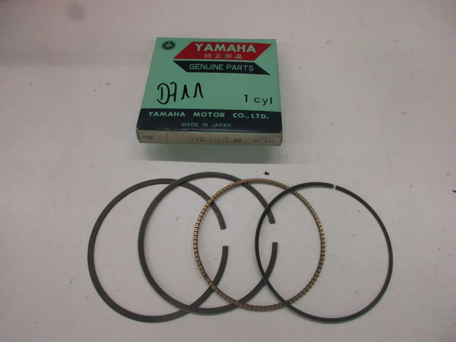 Kolbenringsatz 1JK-11610-00 D711. Yamaha SRX 600 Kolben Kolbenringe piston - Bild 1