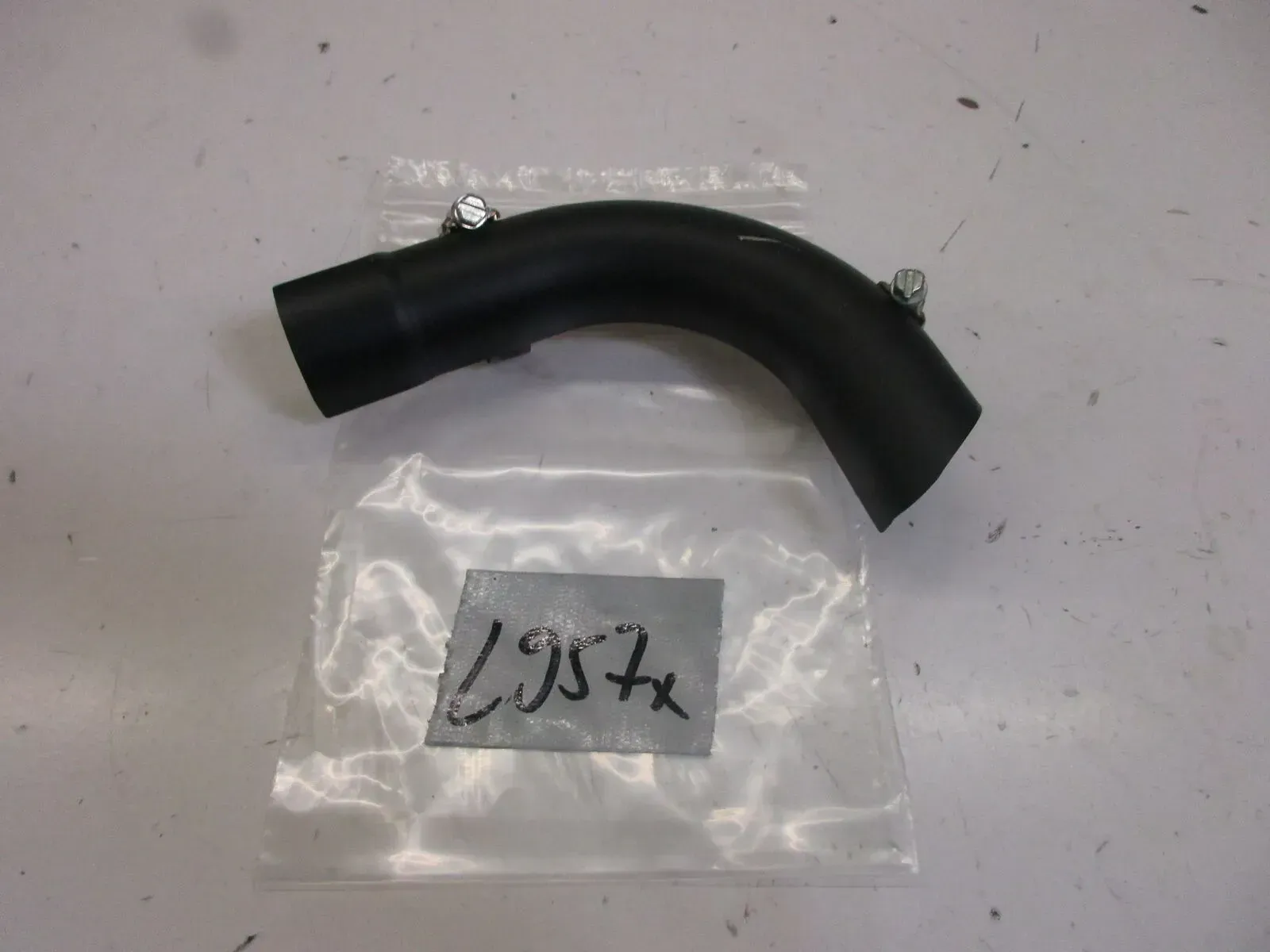 Hitzeschild Krümmer L957. Harley Davidson Dyna FXD Hitzeschutz Krümmerblende - Bild 1